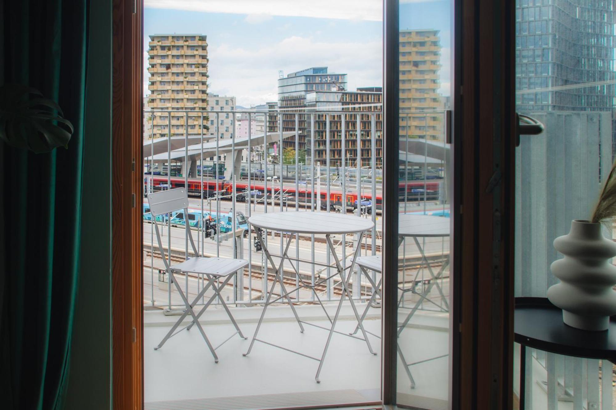 Decorous Cozy City View Suite Wenen Buitenkant foto
